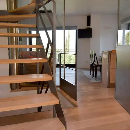 Apartment Flateli Canigo
