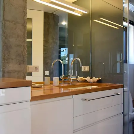 Flateli Canigo Apartment